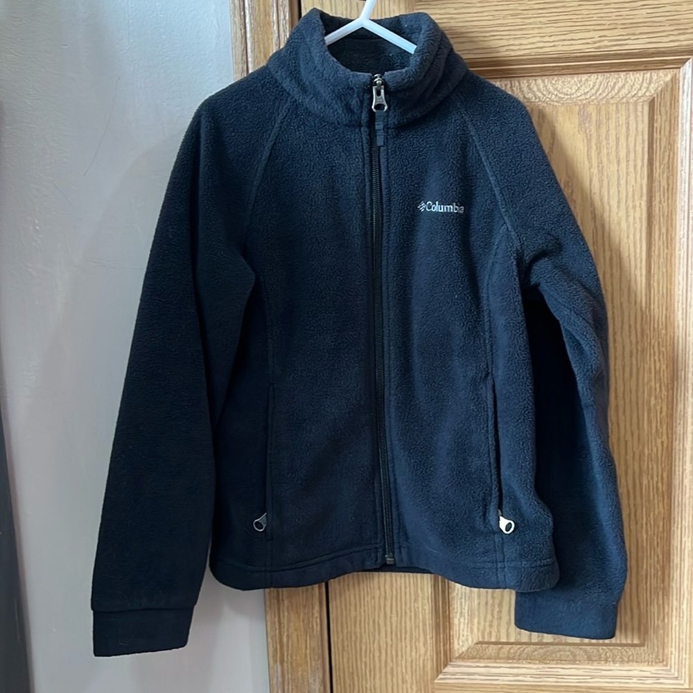 Boys small Columbia steens fleece jacket black